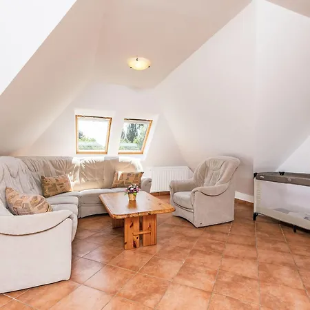 Horvath - Abr121 By Interhome Abrahamhegy
