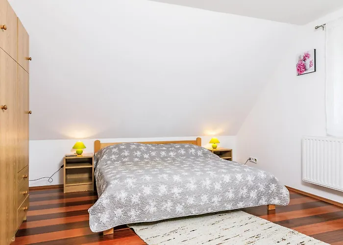 Horvath By Interhome *